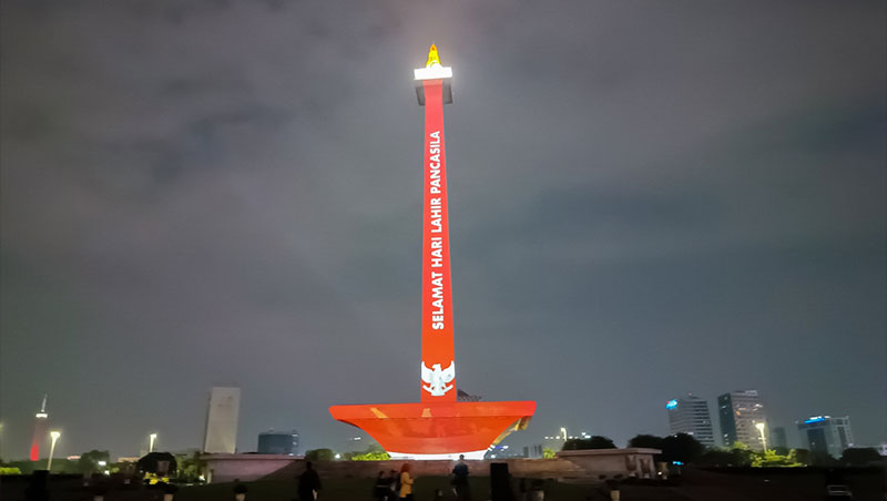 Monas2.jpg